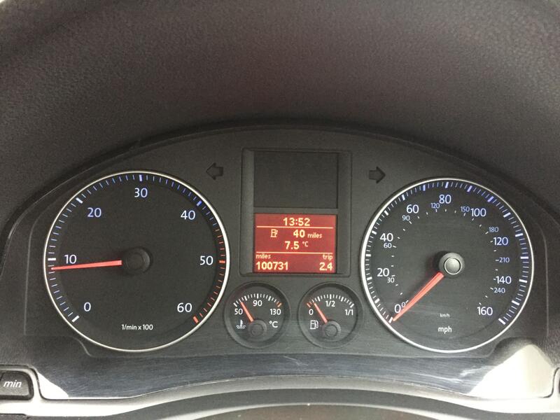 VOLKSWAGEN GOLF