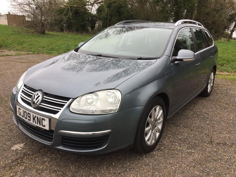 View VOLKSWAGEN GOLF 1.9 TDI SE ESTATE