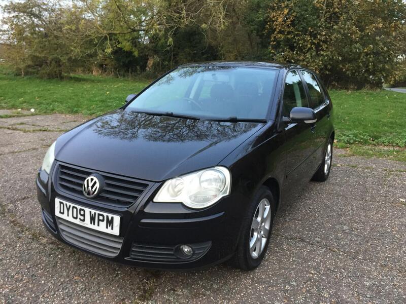 View VOLKSWAGEN POLO 1.4 MATCH 80BHP 5 DOOR