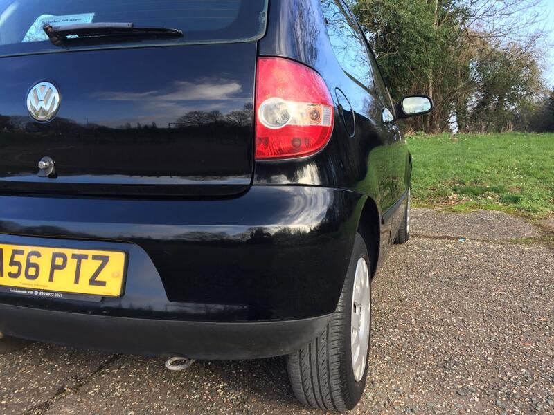 VOLKSWAGEN FOX