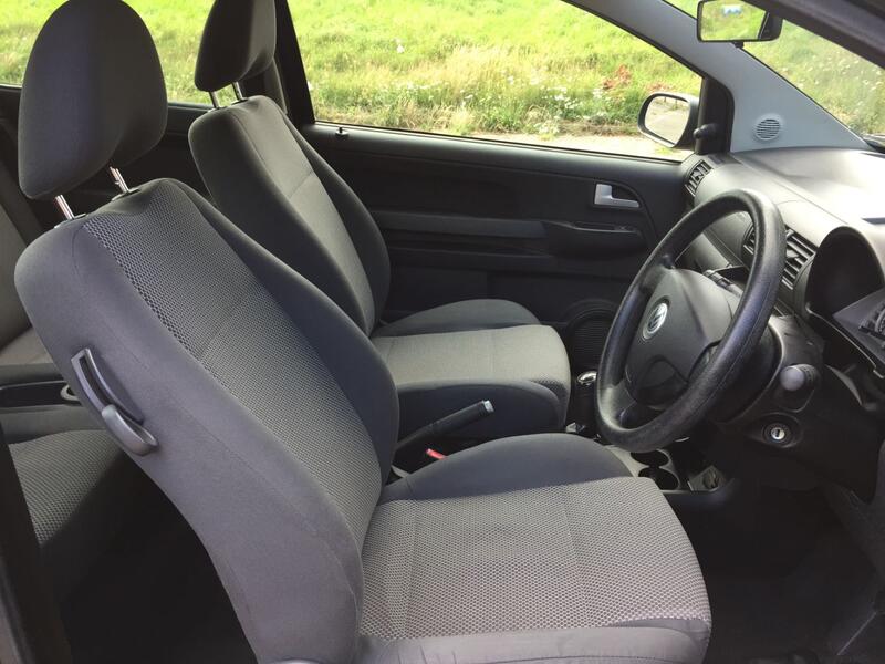 VOLKSWAGEN FOX