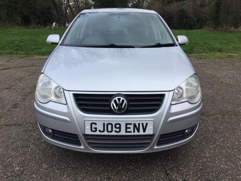 View VOLKSWAGEN POLO 1.4 MATCH 80BHP 5 DOOR