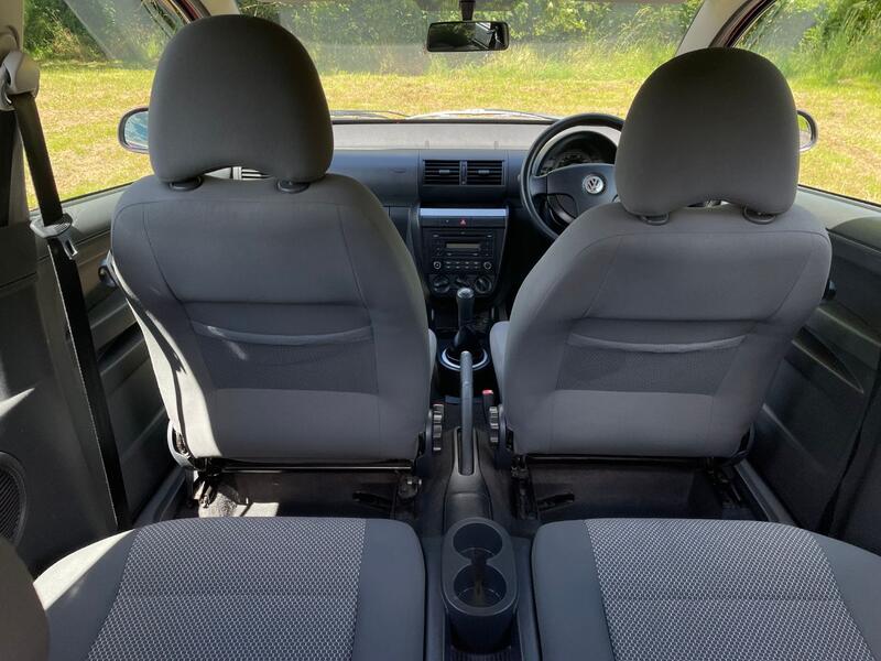 VOLKSWAGEN FOX