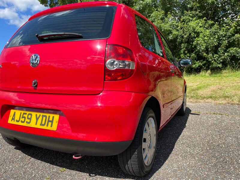 VOLKSWAGEN FOX