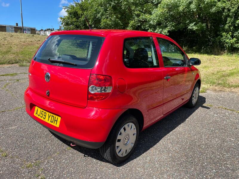 VOLKSWAGEN FOX