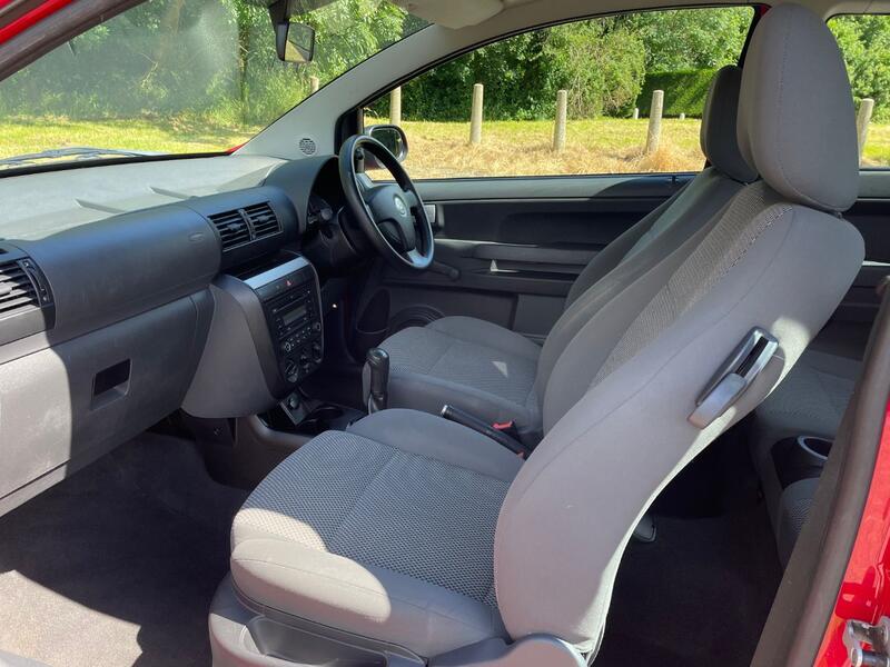 VOLKSWAGEN FOX