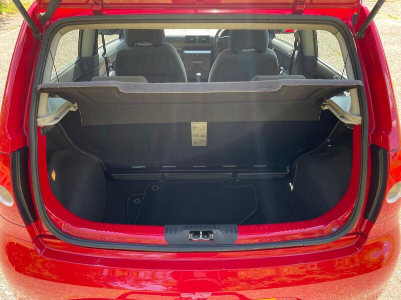 VOLKSWAGEN FOX
