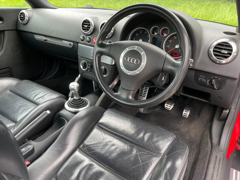 AUDI TT