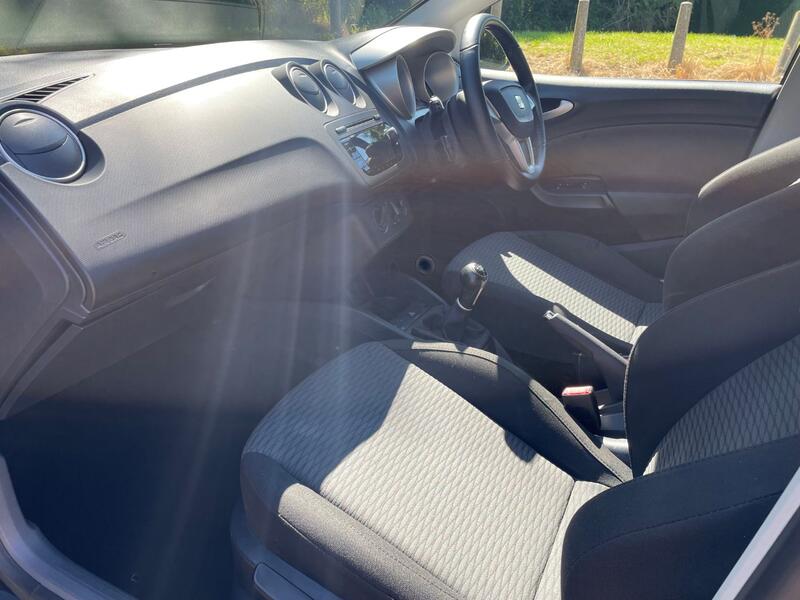 SEAT IBIZA