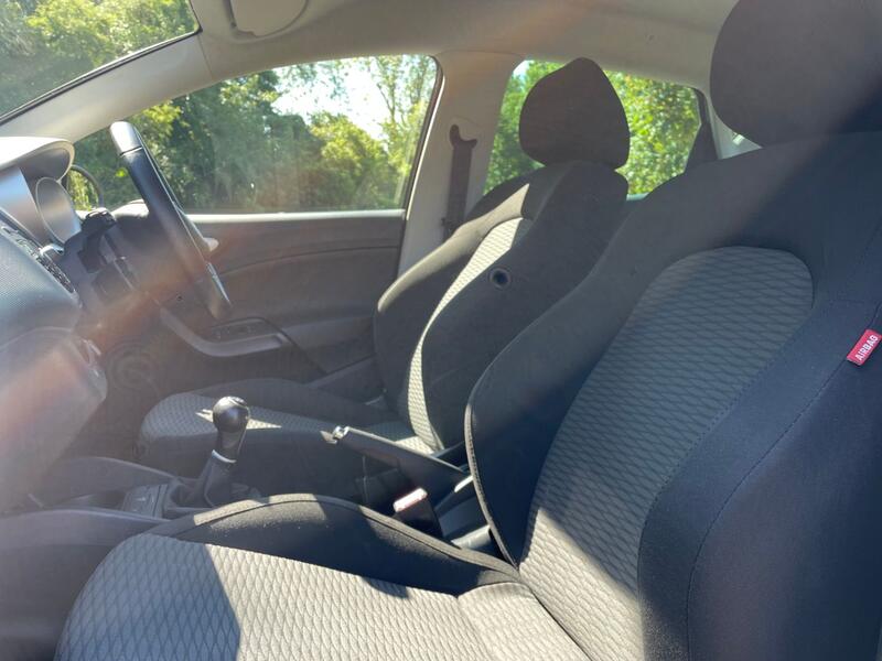 SEAT IBIZA