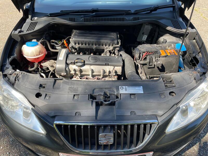 SEAT IBIZA
