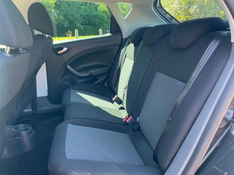 SEAT IBIZA