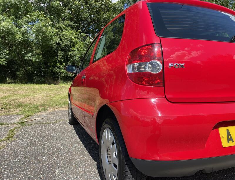 VOLKSWAGEN FOX