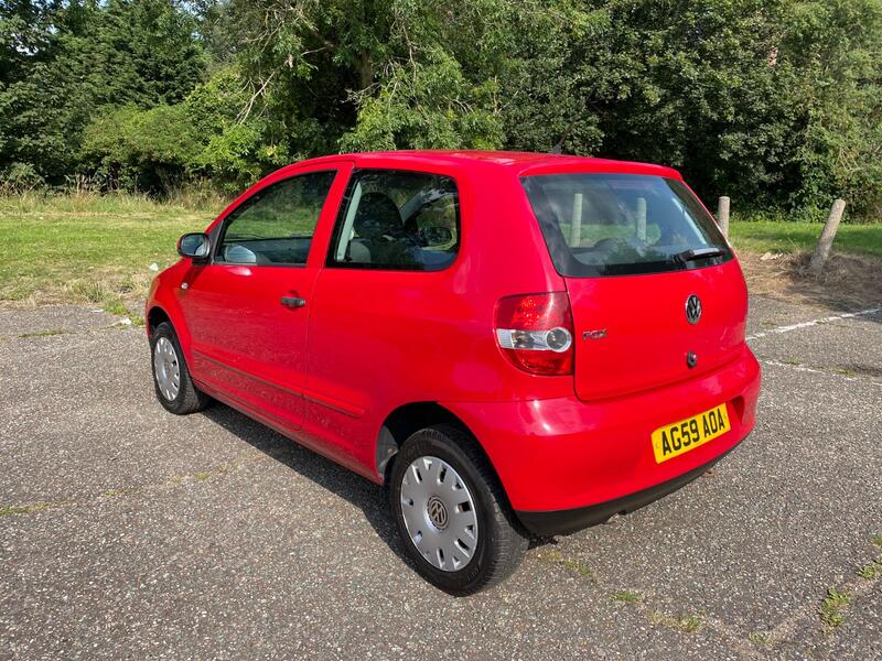 VOLKSWAGEN FOX