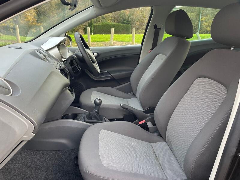 SEAT IBIZA