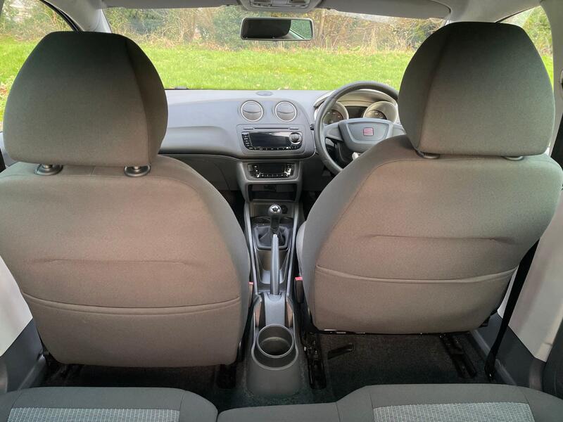 SEAT IBIZA