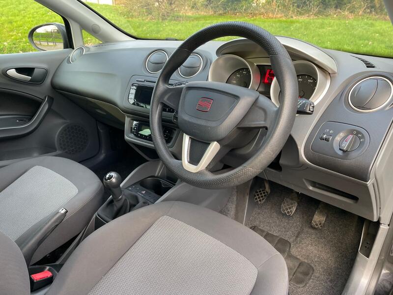 SEAT IBIZA