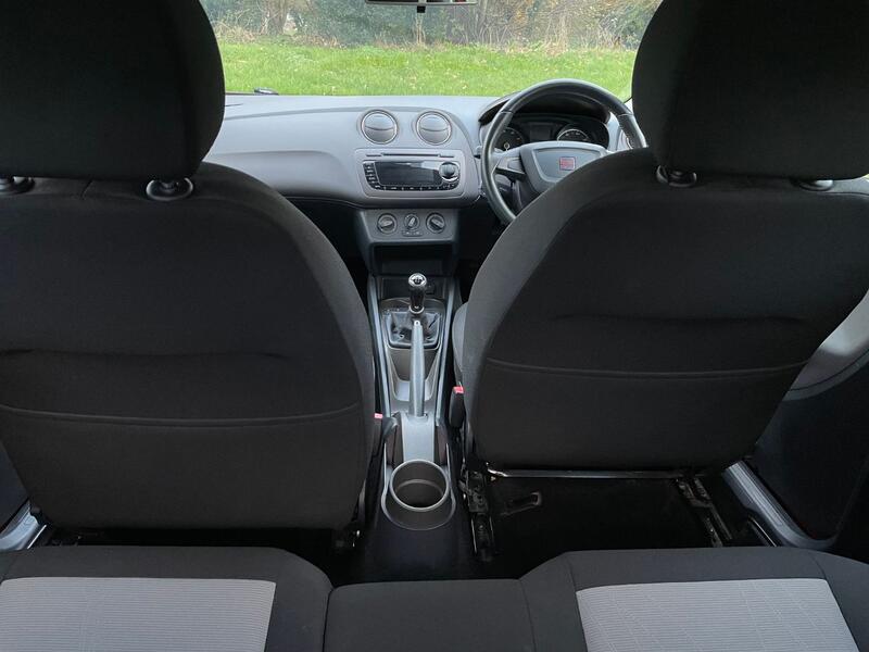 SEAT IBIZA