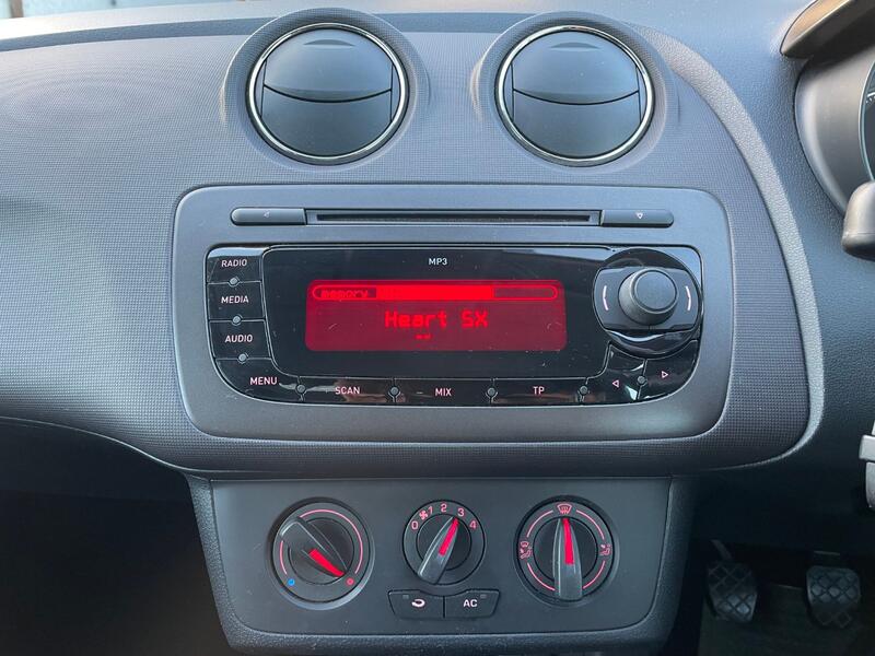 SEAT IBIZA