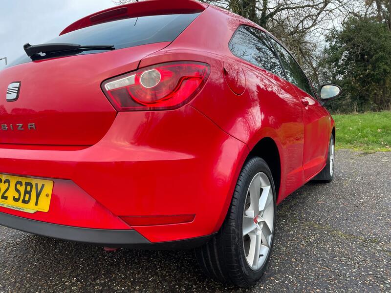 SEAT IBIZA