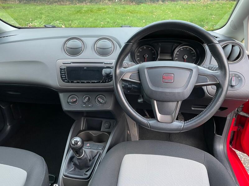 SEAT IBIZA