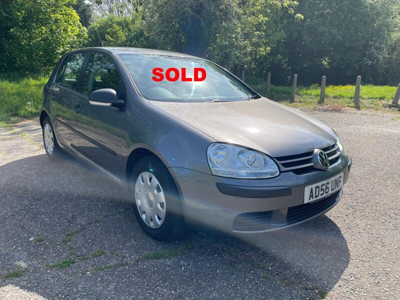 VOLKSWAGEN GOLF 1.6 S FSI 5 DOOR