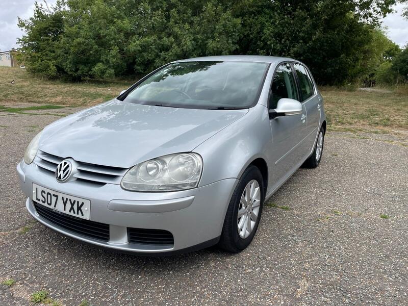 View VOLKSWAGEN GOLF 1.6 FSI Match 5 Door