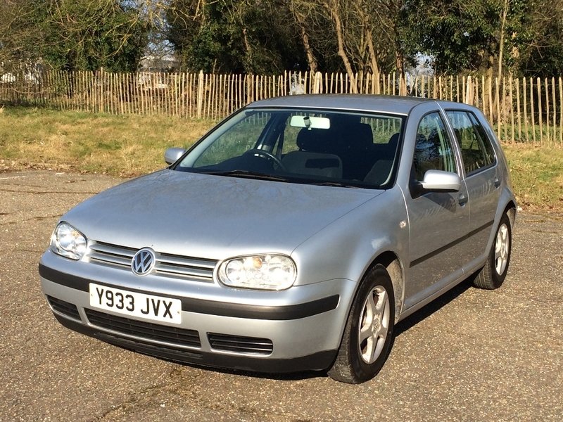 View VOLKSWAGEN GOLF 1.6 SE 5 DOOR AUTO