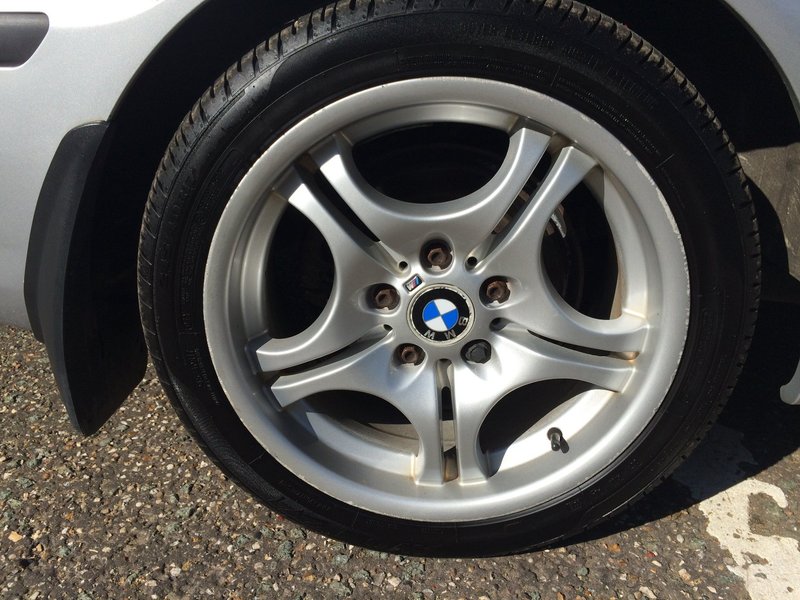 BMW 3 SERIES