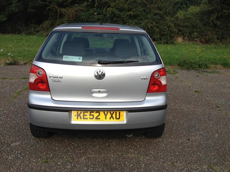 VOLKSWAGEN POLO