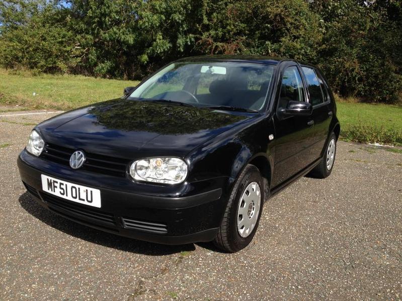 View VOLKSWAGEN GOLF 1.4 E 5 DOOR