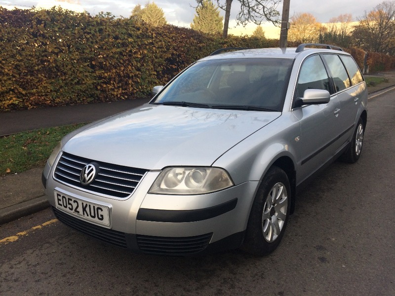 View VOLKSWAGEN PASSAT 1.9 SE TDI  ESTATE 