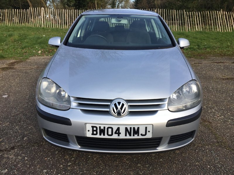 View VOLKSWAGEN GOLF 1.9 TDi 105 SE 5 DOOR