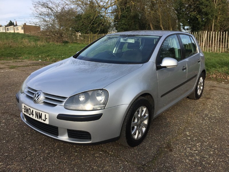 View VOLKSWAGEN GOLF 1.9 TDi 105 SE 5 DOOR