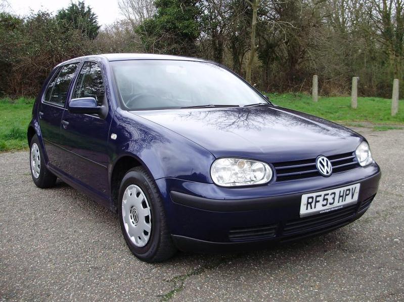 View VOLKSWAGEN GOLF 1.6 SE  5 DOOR