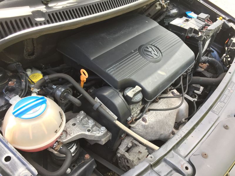 VOLKSWAGEN FOX