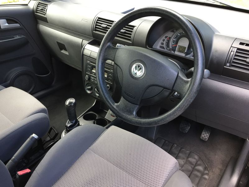 VOLKSWAGEN FOX