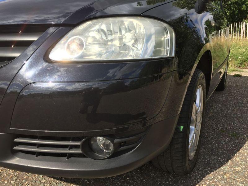 VOLKSWAGEN FOX