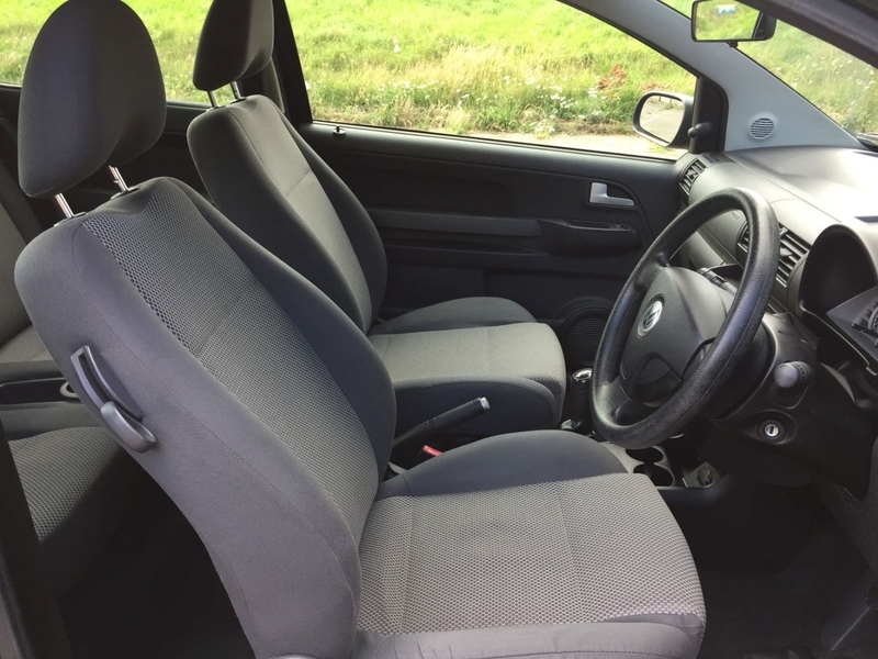 VOLKSWAGEN FOX