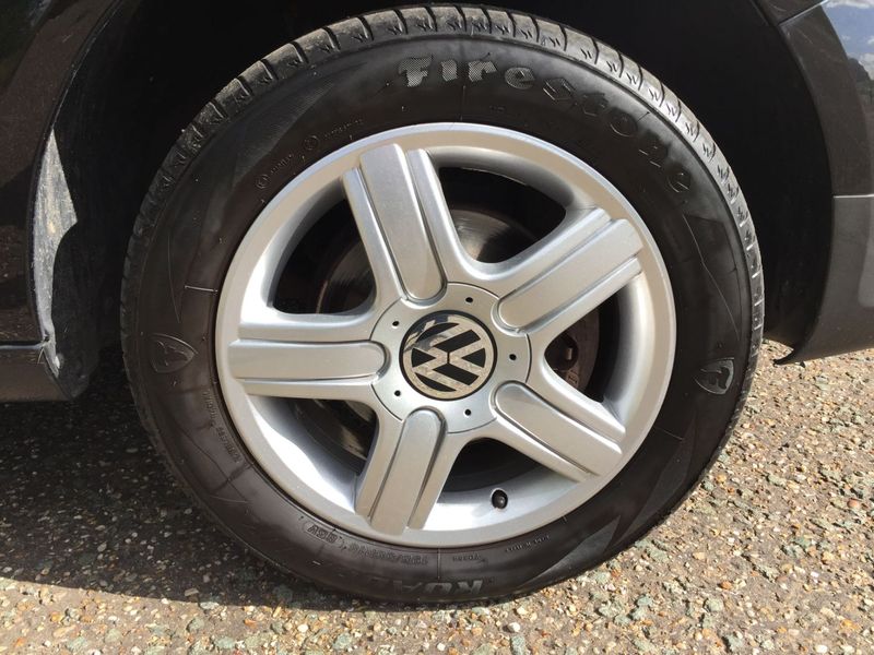 VOLKSWAGEN FOX
