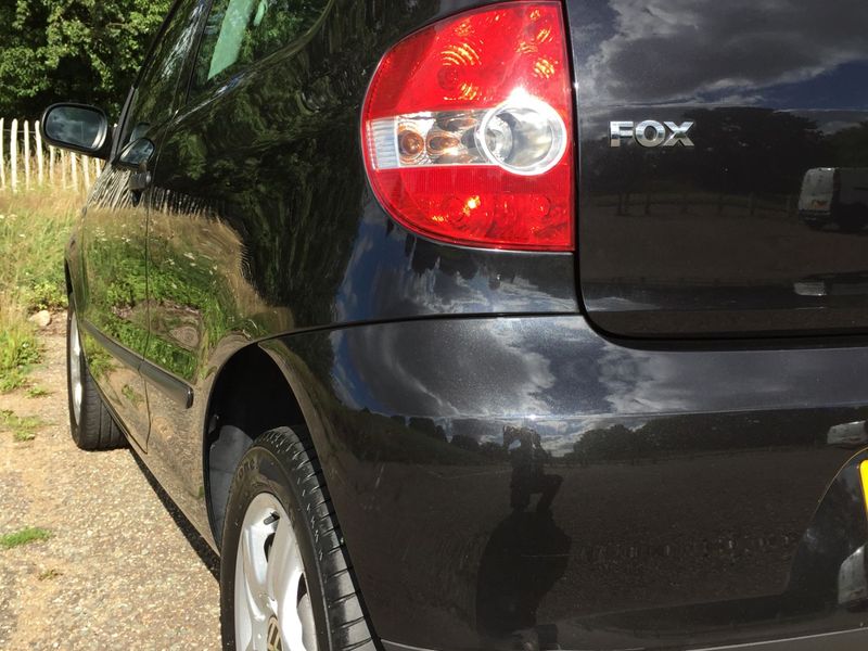 VOLKSWAGEN FOX