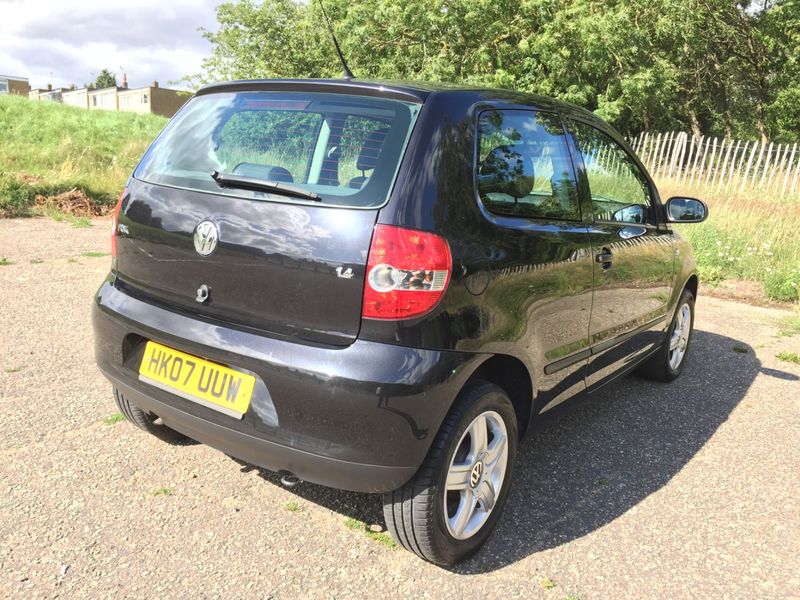 VOLKSWAGEN FOX