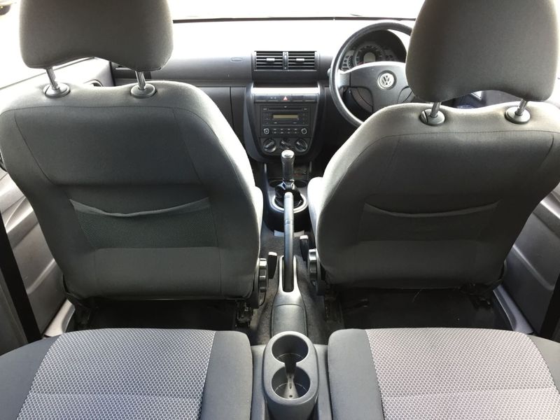 VOLKSWAGEN FOX
