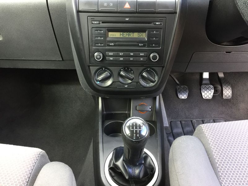 VOLKSWAGEN FOX