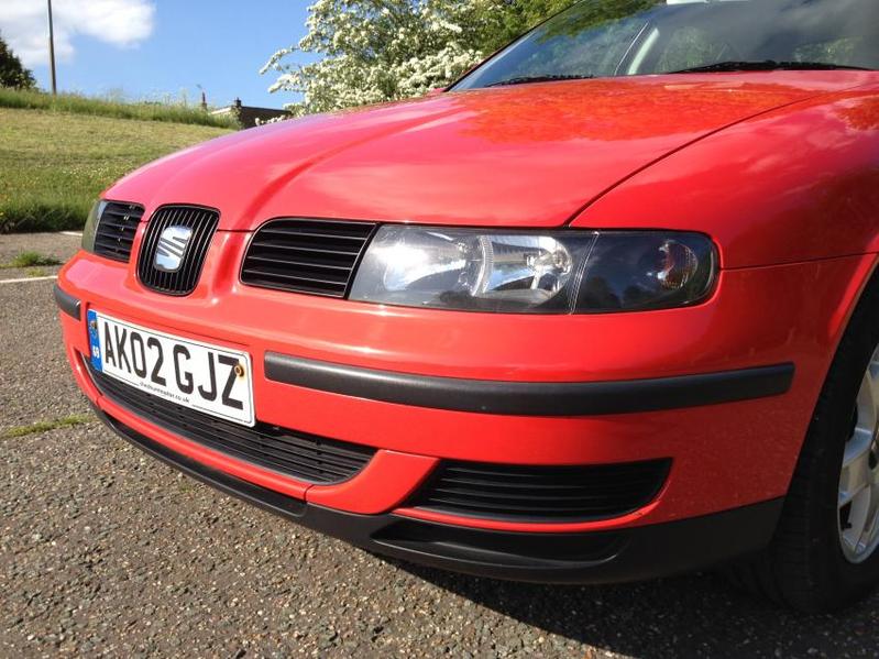 SEAT LEON