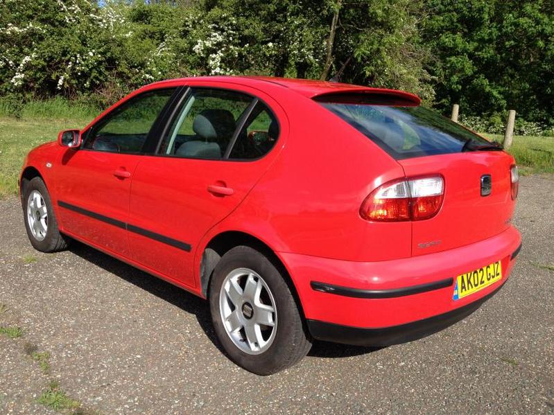 SEAT LEON