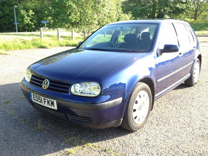 View VOLKSWAGEN GOLF SE TDI