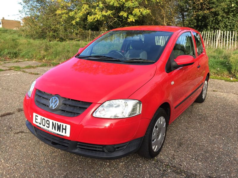 View VOLKSWAGEN FOX 1.2 URBAN FOX