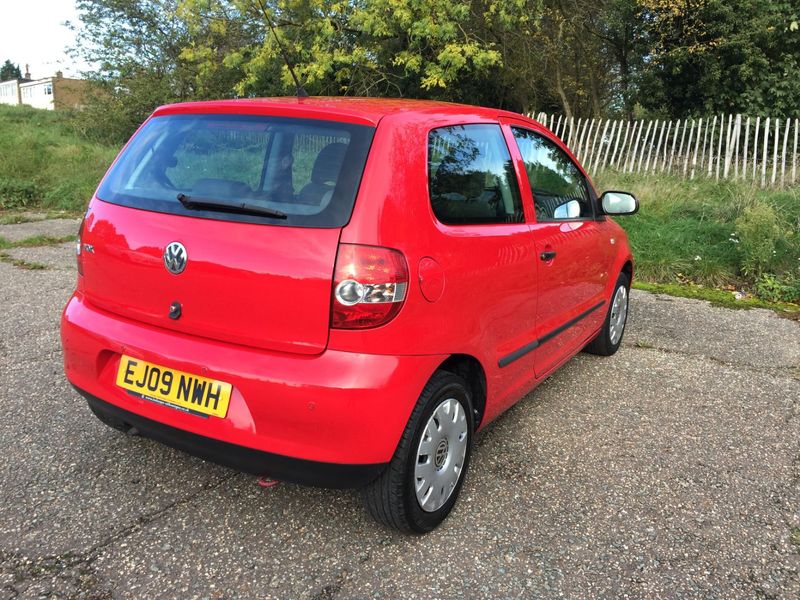 VOLKSWAGEN FOX