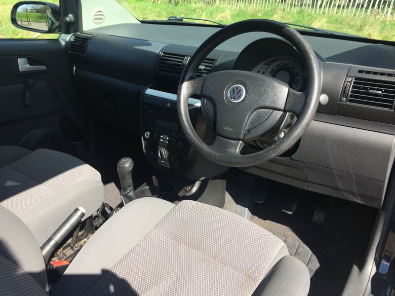 VOLKSWAGEN FOX